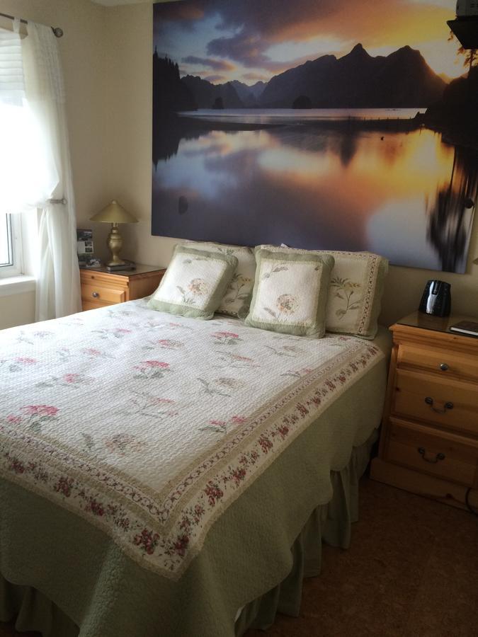 Vangorda Place B&B Whitehorse Extérieur photo